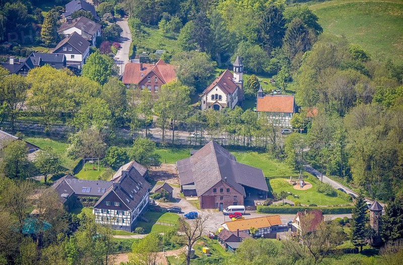 Aerial view, Hof Abtsküche, Chapel St. Jakobus Abtsküche, Hetterscheidt, Heiligenhaus, Ruhr area, North Rhine-Westphalia, Germany, place of worship, DE, monument protection, Europe, half-timbered, religious community, place of worship, holy place, Hof Hetterscheidt, church, parish, denomination, aerial view, aerial photography, aerial photography, religion, religious site, overview, bird's eye view, birds-eyes view, rural estate, overview
