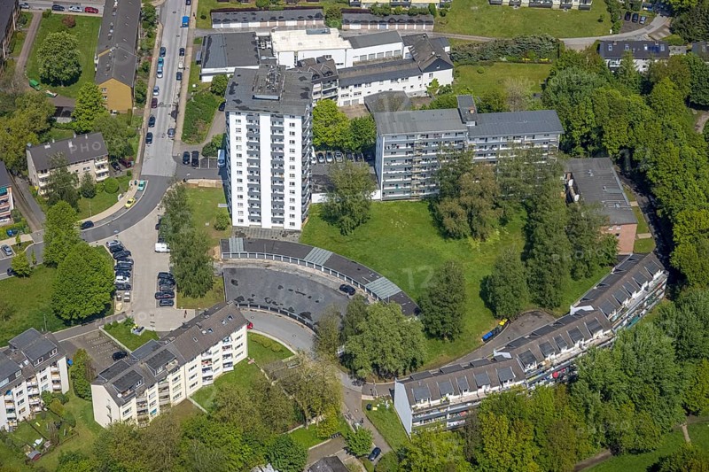 Aerial view, residential area with high-rise buildings Werkerhofplatz, district Nonnenbruch, Heiligenhaus, Ruhr area, North Rhine-Westphalia, Germany, DE, Europe, aerial view, aerial photography, aerial photography, overview, bird's-eye view, overview