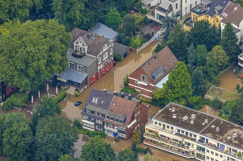 Aerial photo, Ruhr floods, floods at Laupendahler Landstraße in Essen-Werden, Werden, Essen, Ruhr area, North Rhine-Westphalia, Germany, DE, Europe, birds-eyes view, aerial photo, aerial photography, aerial photography, overview, overview, bird's eye view, flood, flood of the century, flooding