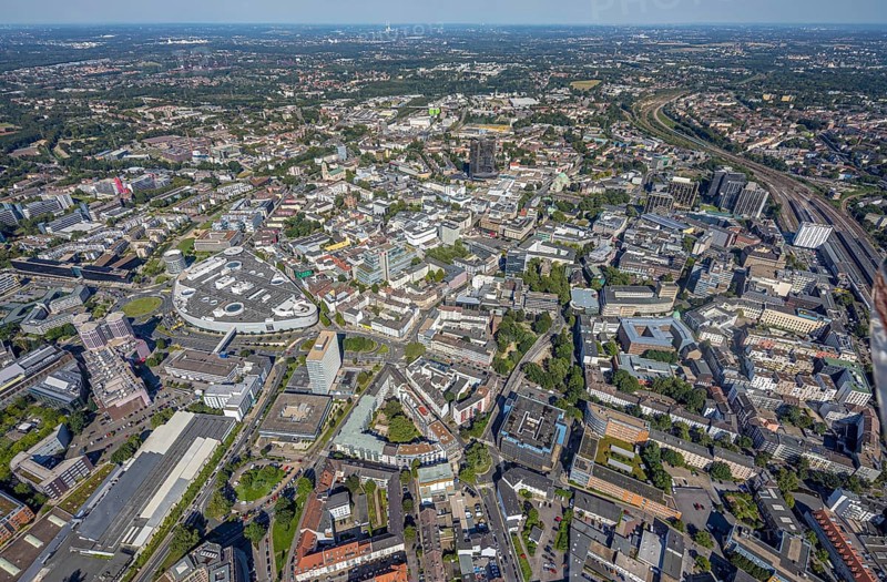 Aerial view, townscape city with Limbecker Platz and Funke Mediengruppe in the city centre in Essen, Ruhr area, North Rhine-Westphalia, Germany, City, DE, Essen, Europe, city centre, aerial view, aerial photography, aerial photography, townscape, city area, city centre, overview, bird's eye view, newspaper publisher, birds-eyes view, overview