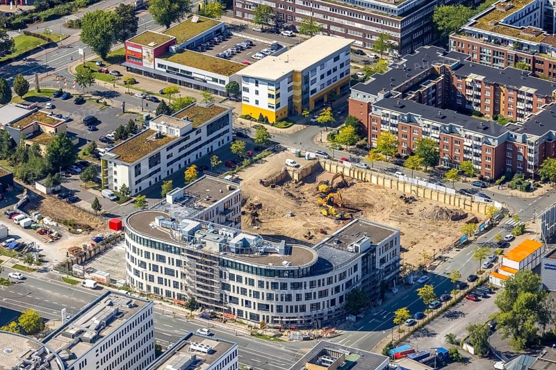 Aerial view, construction site project Neue Weststadt with new building office complex Frohnhauser Straße in the Westviertel in Essen, Ruhr area, North Rhine-Westphalia, Germany, construction work, construction area, building site, building plots, construction measure, construction project, construction site, DE, Essen, Europe, commercial enterprises, commercial area, commercial location, commercial use, aerial view, aerial photography, aerial photography, new building, overview, bird's-eye view, overview