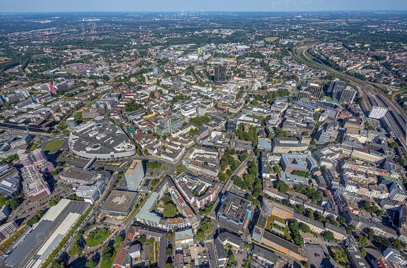 Aerial view, townscape city with Limbecker Platz in the city centre in Essen, Ruhr area, North Rhine-Westphalia, Germany, City, DE, Essen, Europe, city centre, aerial view, aerial photography, aerial photography, townscape, city area, city centre, overview, bird's-eye view, overview