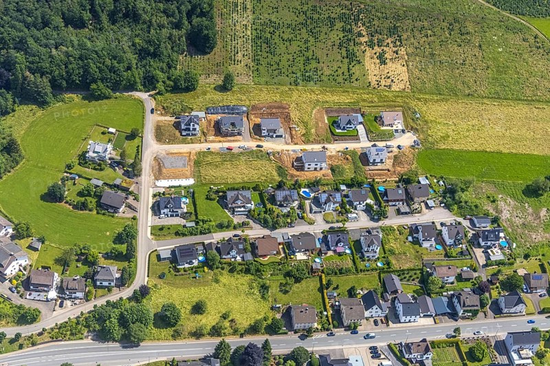 Aerial view, construction site, new building, residential buildings Auf dem Stein, Rönkhausen, Finnentrop, Sauerland, North Rhine-Westphalia, Germany, construction work, construction, construction area, building site, building plots, construction project, construction site, DE, Europe, property tax, real estate, aerial photograph, aerial photography, aerial photography, new building, overview, bird's eye view, residential complex, living and living, residential area, residential buildings, residential quality, housing estate, birds-eyes view, overview