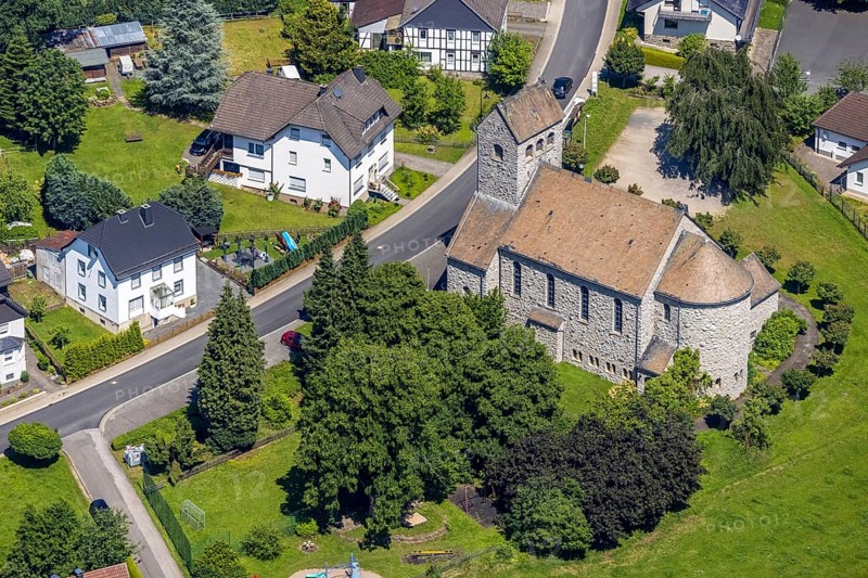 Aerial view, St Lucia's Church in Ostentrop, Finnentrop, Sauerland, North Rhine-Westphalia, Germany, place of worship, DE, Europe, religious community, place of worship, holy place, church, parish, denomination, aerial view, aerial photography, aerial photography, religion, religious site, overview, bird's-eye view, overview
