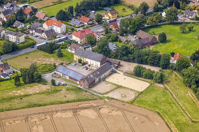 Aerial view, riding centre Christina Plotz in Strickherdicke, Fröndenberg/Ruhr, Ruhr area, North Rhine-Westphalia, Germany, DE, Europe, aerial view, aerial photography, aerial photography, equestrian sport, equestrian centre, equestrian centre, riding stable, overview, bird's-eye view, overview