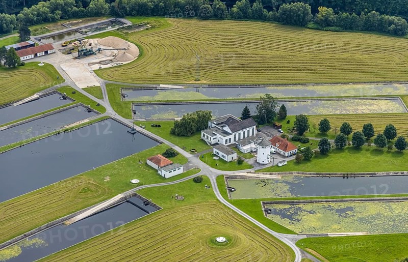 Aerial view, Hammer Waterworks Warmen at the Merschstraße in the district Warmen, Fröndenberg/Ruhr, Ruhr area, North Rhine-Westphalia, Germany, DE, Europe, Hammer Waterworks, aerial view, aerial photography, aerial photography, overview, bird's-eye view, water treatment plant, water supply company, waterworks, birds-eyes view, overview