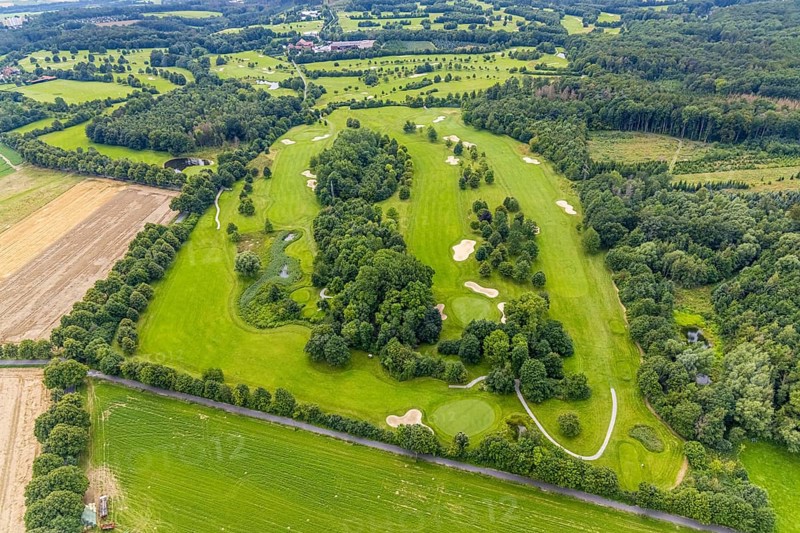 Aerial view, golf course and golf club Unna-Fröndenberg, Fröndenberg/Ruhr, Ruhr area, North Rhine-Westphalia, Germany, DE, Europe, golf, golf course, golf club, golf course, golf meadow, aerial view, aerial photography, aerial photography, sports, overview, bird's eye view, overview