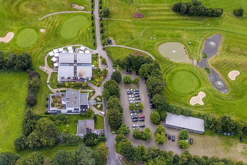 Aerial view, Golf Hotel and Golf Club Gut Neuenhof in Fröndenberg/Ruhr, Ruhr area, North Rhine-Westphalia, Germany, DE, Europe, Fröndenberg/Ruhr, golf, golf course, golf club, golf meadow, aerial view, aerial photography, aerial photography, sports, overview, bird's-eye view, overview