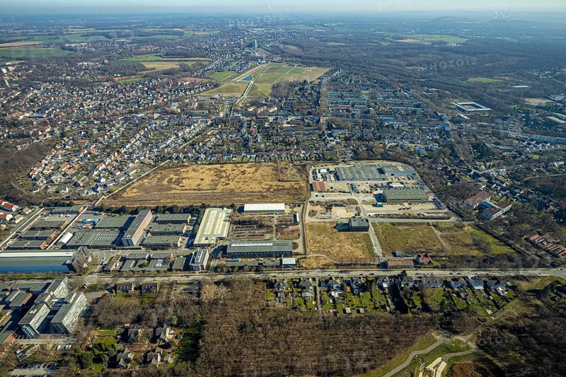 Aerial view, industrial area Bergmannsglückstraße, area of the former colliery Bergmannsglück, RHZ Handwerkszentrum Lager, Hassel, Gelsenkirchen, Ruhr area, North Rhine-Westphalia, Germany, DE, Europe, commercial enterprises, commercial area, commercial park, commercial location, commercial use, industrial area, industrial building, industrial location, aerial view, aerial photography, aerial photography, overview, bird's-eye view, overview