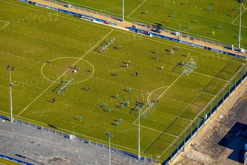 Aerial view, football players and training grounds at the Schalke Veltins-Arena, Berger Feld, Erle, Gelsenkirchen, Ruhr area, North Rhine-Westphalia, Germany, Arena, DE, Europe, football field, football pitch, football player, football stadium, football club, aerial view, aerial photography, aerial photography, sports, sports facilities, sports field, sports facility, stadium, training grounds, overview, bird's eye view, birds-eyes view, overview
