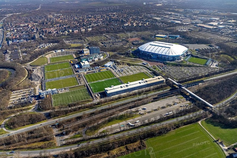 Aerial view, Schalke Veltins-Arena, Courtyard by Marriott Gelsenkirchen, hotel complex at Berger Feld, training grounds, Erle, Gelsenkirchen, Ruhr area, North Rhine-Westphalia, Germany, arena, Bundesliga stadium, DE, Europe, football pitch, football stadium, football club, gastronomy, hotel, hotel facilities, hotel business, aerial view, aerial photography, aerial photography, sports, sports facilities, sports field, sports facility, stadium, overview, bird's eye view, birds-eyes view, overview