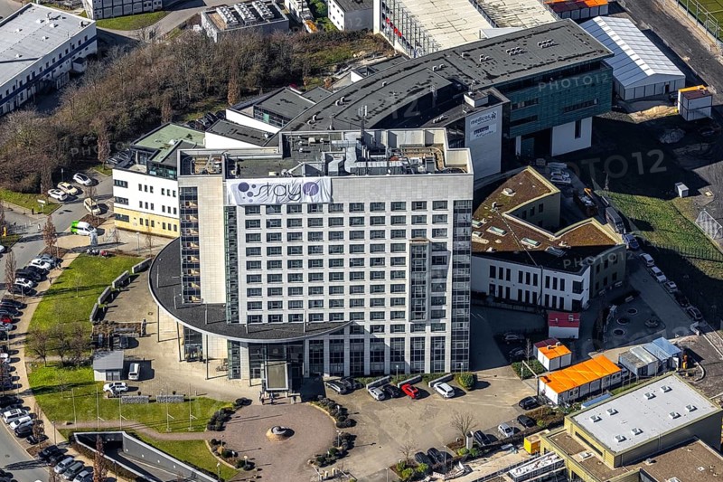 Aerial view, Courtyard by Marriott Gelsenkirchen, hotel complex at the Schalke Veltins-Arena, Berger Feld, Erle, Gelsenkirchen, Ruhr area, North Rhine-Westphalia, Germany, DE, Europe, gastronomy, hotel, hotel facilities, hotel business, aerial photography, aerial photography, overview, bird's-eye view, overview