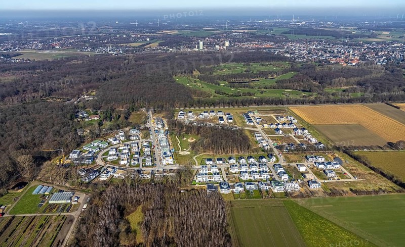 Aerial view, construction site, new development area Am Buerschen Waldbogen, Resse, Gelsenkirchen, Ruhr area, North Rhine-Westphalia, Germany, construction work, construction, construction area, building site, building plots, construction measure, construction project, construction site, DE, Europe, property tax, real estate, aerial view, aerial photography, aerial photography, new construction, overview, bird's eye view, residential complex, living and living, residential area, residential buildings, residential quality, residential neighbourhood, housing estate, Zur Marienkapelle, birds-eyes view, overview