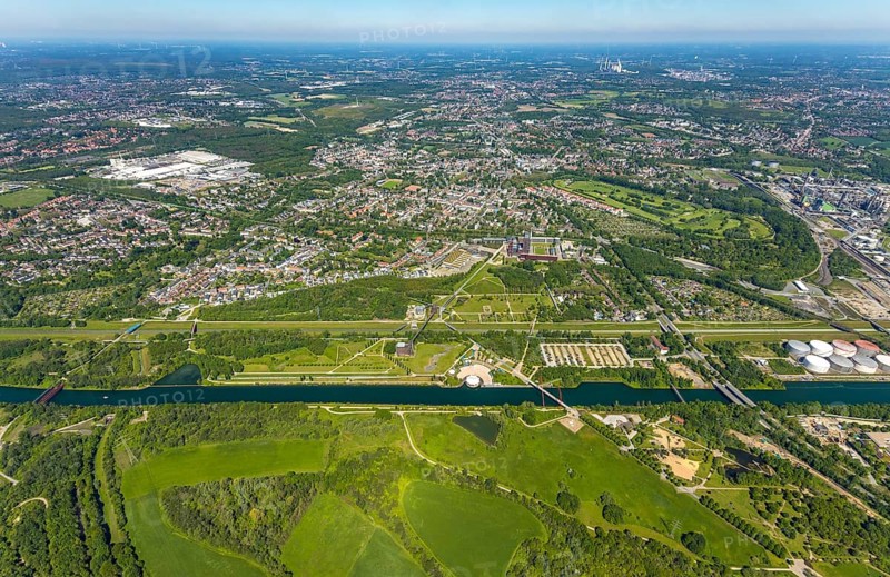 Aerial view, industrial park Nordstern, Nordsternpark, Heßler, Gelsenkirchen, Ruhr area, North Rhine-Westphalia, Germany, DE, Europe, birds-eyes view, aerial photography, aerial photography, overview, bird's eye view, commercial sites, commercial areas
