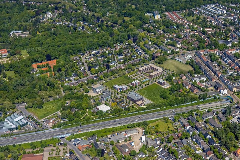 Aerial view, Büropark Schloss Berge, motorway A2, Erle, Gelsenkirchen, Ruhr area, North Rhine-Westphalia, Germany, DE, Europe, birds-eyes view, aerial photography, aerial photography, overview, overview, bird's eye view