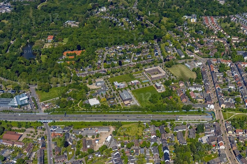 Aerial view, Büropark Schloss Berge, motorway A2, Erle, Gelsenkirchen, Ruhr area, North Rhine-Westphalia, Germany, DE, Europe, birds-eyes view, aerial photography, aerial photography, overview, overview, bird's eye view