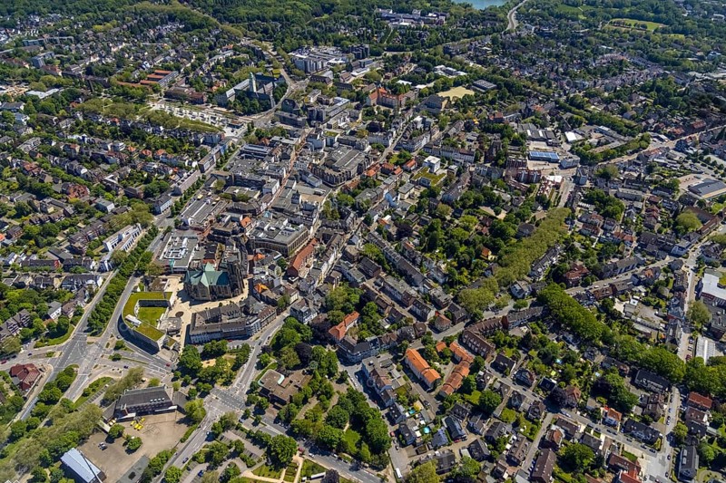 Aerial view, main centre Buer, retail centre, Buer, Gelsenkirchen, Ruhr area, North Rhine-Westphalia, Germany, DE, Europe, birds-eyes view, aerial photography, aerial photography, overview, overview, bird's eye view, retail centres of the city of Gelsenkirchen, shopping street, district
