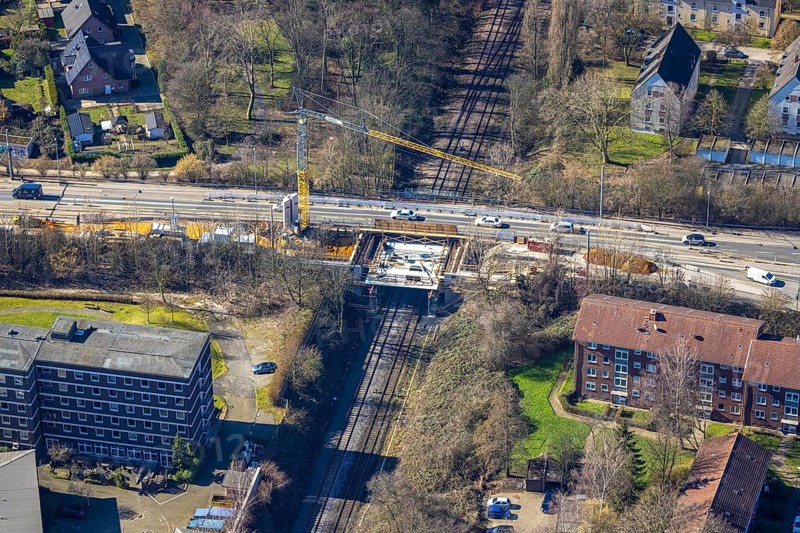 Aerial view, new bridge Turfstraße over railway line, Horst, Gelsenkirchen, Ruhr area, North Rhine-Westphalia, Germany, railway tracks, railway line, construction work, construction, construction area, building site, building plots, construction crane, construction measure, construction project, construction site, bridge, DE, Deutsche Bahn AG, Europe, aerial view, aerial photography, aerial photography, overview, bird's-eye view, overview