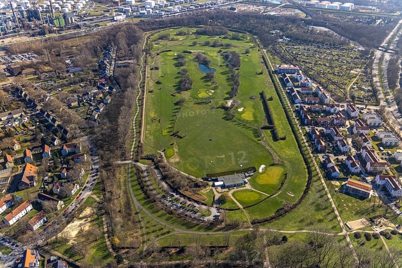 Aerial view, golf course and golf club GC Schloss Horst GmbH, Horst, An der Rennbahn, Gelsenkirchen, Ruhr area, North Rhine-Westphalia, Germany, DE, Europe, golf, golf course, golf club, golf course, golf meadow, Johannastrasse, aerial view, aerial photography, aerial photography, castle, castle park, sports, overview, bird's-eye view, overview