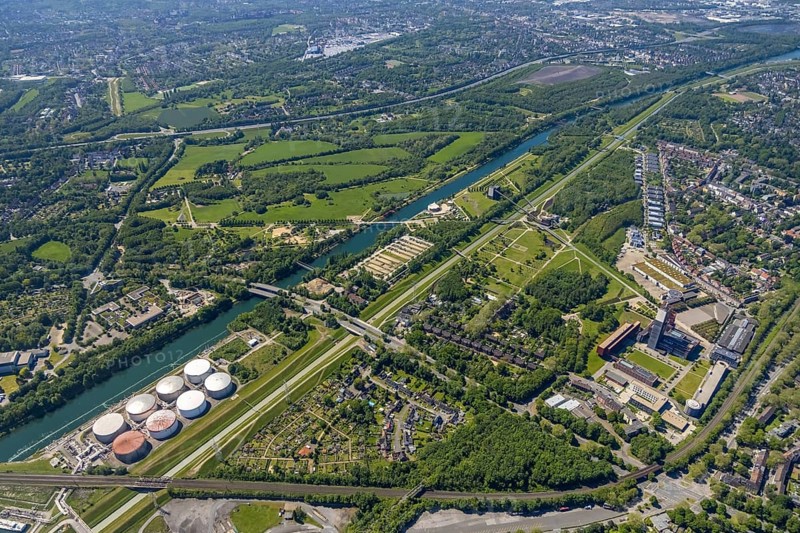 Aerial view, industrial park Nordstern, Nordsternpark, Heßler, Gelsenkirchen, Ruhr area, North Rhine-Westphalia, Germany, DE, Europe, birds-eyes view, aerial photography, aerial photography, overview, bird's eye view, commercial sites, commercial areas