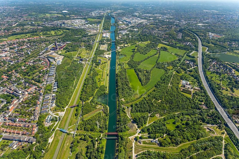 Aerial view, industrial park Nordstern, Nordsternpark, Heßler, Gelsenkirchen, Ruhr area, North Rhine-Westphalia, Germany, DE, Europe, birds-eyes view, aerial photography, aerial photography, overview, bird's eye view, commercial sites, commercial areas