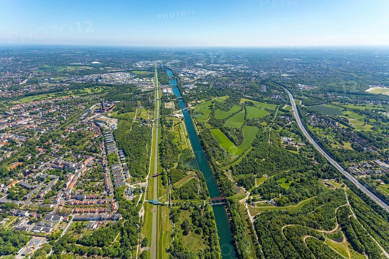 Aerial view, industrial park Nordstern, Nordsternpark, Heßler, Gelsenkirchen, Ruhr area, North Rhine-Westphalia, Germany, DE, Europe, birds-eyes view, aerial photography, aerial photography, overview, bird's eye view, commercial sites, commercial areas