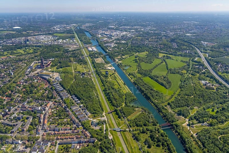 Aerial view, industrial park Nordstern, Nordsternpark, Heßler, Gelsenkirchen, Ruhr area, North Rhine-Westphalia, Germany, DE, Europe, birds-eyes view, aerial photography, aerial photography, overview, bird's eye view, commercial sites, commercial areas