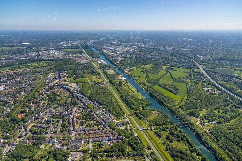 Aerial view, industrial park Nordstern, Nordsternpark, Heßler, Gelsenkirchen, Ruhr area, North Rhine-Westphalia, Germany, DE, Europe, birds-eyes view, aerial photography, aerial photography, overview, bird's eye view, commercial sites, commercial areas