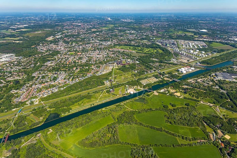 Aerial view, industrial park Nordstern, Nordsternpark, Heßler, Gelsenkirchen, Ruhr area, North Rhine-Westphalia, Germany, DE, Europe, birds-eyes view, aerial photography, aerial photography, overview, bird's eye view, commercial sites, commercial areas