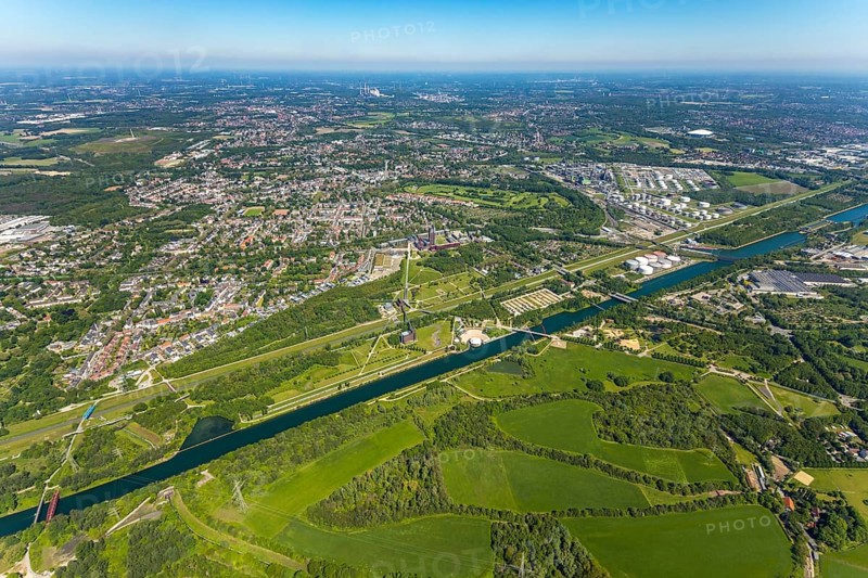 Aerial view, industrial park Nordstern, Nordsternpark, Heßler, Gelsenkirchen, Ruhr area, North Rhine-Westphalia, Germany, DE, Europe, birds-eyes view, aerial photography, aerial photography, overview, bird's eye view, commercial sites, commercial areas