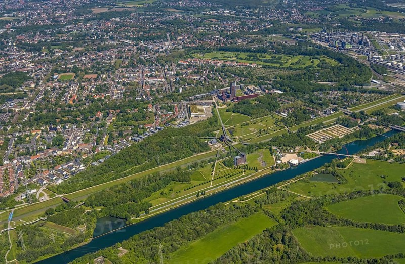 Aerial view, industrial park Nordstern, Nordsternpark, Heßler, Gelsenkirchen, Ruhr area, North Rhine-Westphalia, Germany, DE, Europe, birds-eyes view, aerial photography, aerial photography, overview, bird's eye view, commercial sites, commercial areas