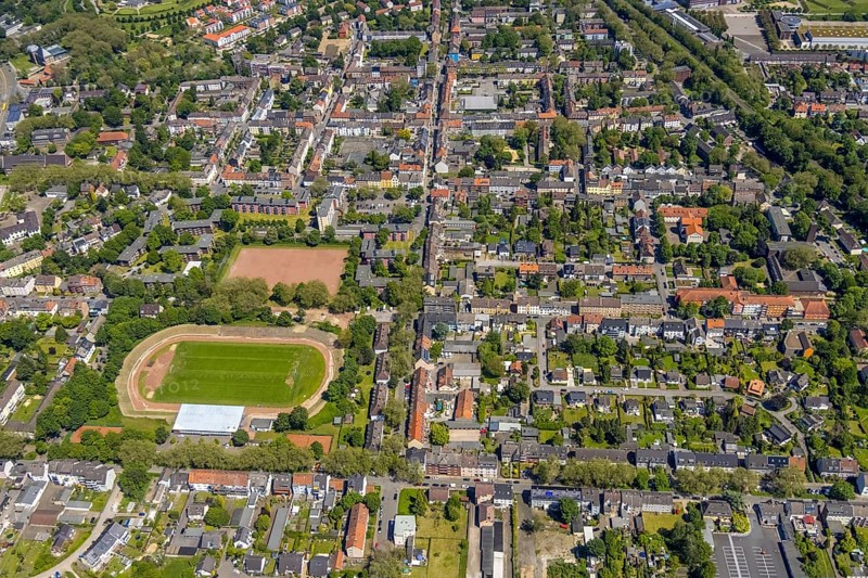 Aerial view, secondary centre Horst, Markenstraße, retail centre, Horst, Gelsenkirchen, Ruhr area, North Rhine-Westphalia, Germany, Essen, DE, Europe, birds-eyes view, aerial photography, aerial photography, overview, overview, bird's eye view, retail centres of the city of Gelsenkirchen, shopping street, district