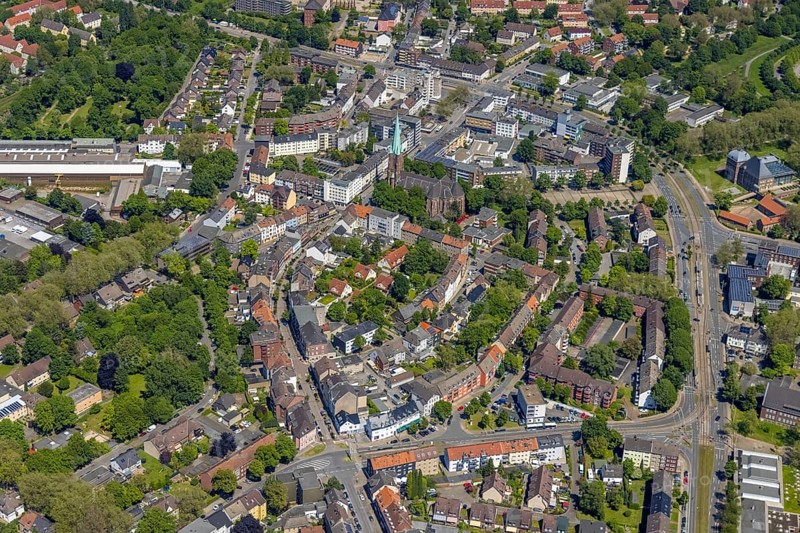 Aerial view, secondary centre Horst, Essener Straße, retail centre, Beckhausen, Gelsenkirchen, Ruhr area, North Rhine-Westphalia, Germany, DE, Europe, birds-eyes view, aerial photography, aerial photography, overview, overview, bird's eye view, retail centres of the city of Gelsenkirchen, shopping street, district