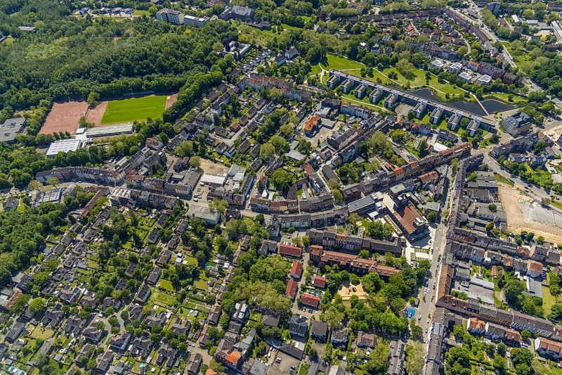 Aerial view, supplementary location retail centre, Bochumer Straße, Wissenschaftspark Gelsenkirchen GmbH, Ückendorf, Gelsenkirchen, Ruhr area, North Rhine-Westphalia, Germany, DE, Europe, birds-eyes view, aerial view, aerial photography, aerial photography, overview, overview, bird's eye view, retail centre, retail centres of the city of Gelsenkirchen, shopping street, district