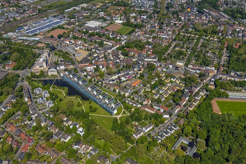 Aerial view, supplementary location retail centre, Bochumer Straße, Wissenschaftspark Gelsenkirchen GmbH, Ückendorf, Gelsenkirchen, Ruhr area, North Rhine-Westphalia, Germany, DE, Europe, birds-eyes view, aerial view, aerial photography, aerial photography, overview, overview, bird's eye view, retail centre, retail centres of the city of Gelsenkirchen, shopping street, district