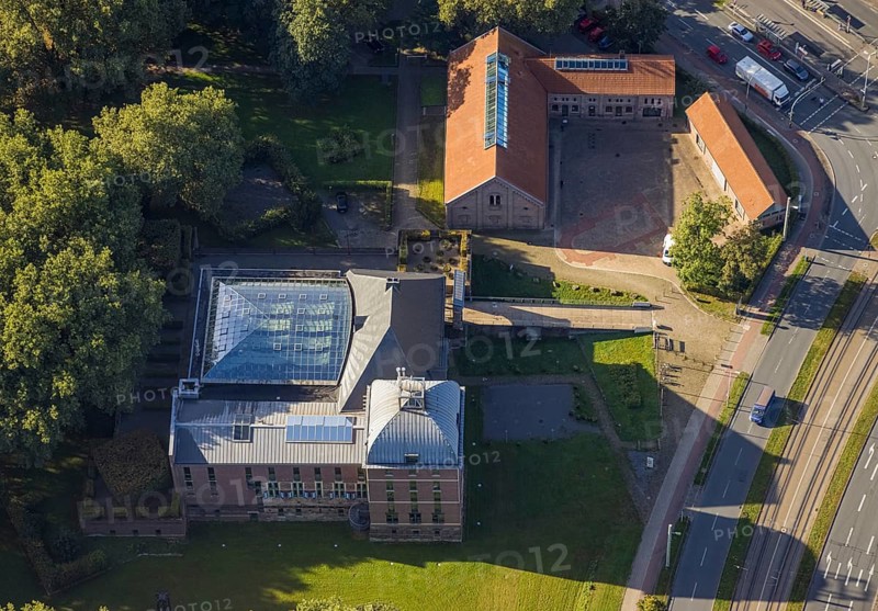Aerial view, adventure museum Schloss Horst and outer castle Schloss Horst in the district Horst in Gelsenkirchen, Ruhr area, North Rhine-Westphalia, Germany, DE, Europe, Gelsenkirchen, aerial view, aerial photography, aerial photography, Museum Schloss Horst, castle, overview, bird's-eye view, overview