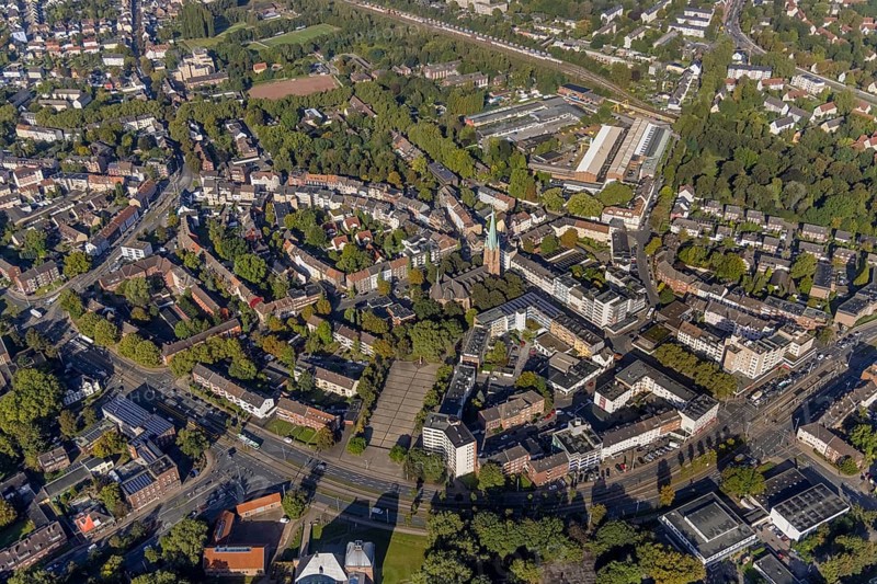 Aerial view, Essener Straße pedestrian zone with St. Hippolytus Church and Josef-Büscher-Platz in the Horst district of Gelsenkirchen, Ruhr area, North Rhine-Westphalia, Germany, place of worship, DE, shopping mile, shopping square, shopping centre, Europe, pedestrian zone, Gelsenkirchen, religious community, place of worship, holy place, church, parish, denomination, aerial view, aerial photography, aerial photography, marketplace, religion, religious site, overview, bird's-eye view, overview