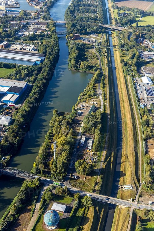 Aerial view, New pumping station building of the Emschergenossenschaft near the Sutumer Brücken on the lock island between the Rhine-Herne Canal and the river Emscher in the district of Schalke-Nord in Gelsenkirchen, Ruhr area, North Rhine-Westphalia, Germany, sewage pumping station, DE, Emschergenossenschaft, Emscher island, Europe, Gelsenkirchen, aerial view, aerial photography, aerial photography, overview, bird's-eye view, overview