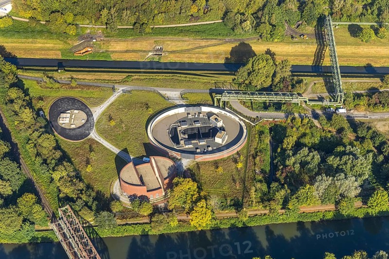 Aerial view, New pumping station building of the Emschergenossenschaft near the Sutumer Brücken on the lock island between the Rhine-Herne Canal and the river Emscher in the district of Schalke-Nord in Gelsenkirchen, Ruhr area, North Rhine-Westphalia, Germany, sewage pumping station, DE, Emschergenossenschaft, Emscher island, Europe, Gelsenkirchen, aerial view, aerial photography, aerial photography, overview, bird's-eye view, overview