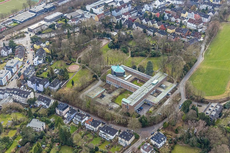 Aerial view, Kardinal-Hengsbach-Haus, Werden, Essen, Ruhr area, North Rhine-Westphalia, Germany, Bischöfliches Tagungszentrum, DE, Dahler Höhe, Europe, congress centre, aerial view, aerial photography, aerial photography, overview, events, venue, event centre, bird's eye view, birds-eyes view, overview