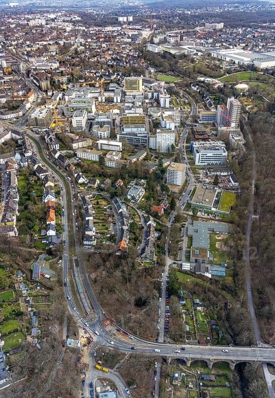 Aerial view, University Hospital Essen, construction site at the building Institute Group 1 (IG1), Mensa Campus Klinikum, Essen-Holsterhausen, Essen, Ruhr area, North Rhine-Westphalia, Germany, construction work, construction area, construction site, building plots, construction measure, construction project, construction site, DE, Europe, LLZ, Teaching and Learning Centre of the Medical Faculty of the University of Duisburg-Essen, aerial view, aerial photography, aerial photography, new building, overview, university hospital, bird's eye view, birds-eyes view, overview