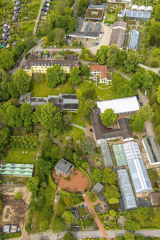 Aerial view, Grugapark, Botanical Garden of the University of Duisburg / Essen, Horticultural Centre in Grugapark of the Chamber of Agriculture of North Rhine-Westphalia, Rose Garden, Essen-Rüttenscheid, Essen, Ruhr area, North Rhine-Westphalia, Germany, Botanical Garden, DE, Europe, garden, aerial view, aerial photography, aerial photography, overview, bird's-eye view, overview, Horticultural Training Centre Essen of the Chamber of Agriculture of North Rhine-Westphalia