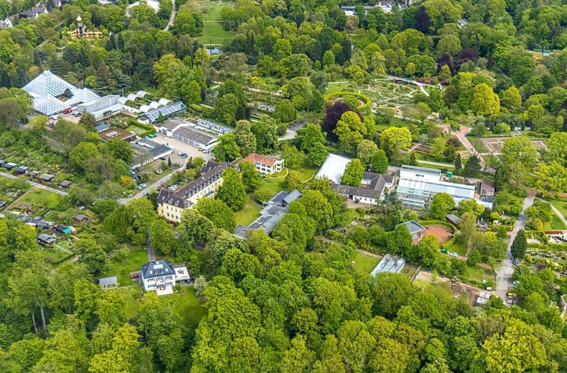Aerial view, Grugapark, Botanical Garden of the University of Duisburg / Essen, Horticultural Centre in Grugapark of the Chamber of Agriculture of North Rhine-Westphalia, Rose Garden, Essen-Rüttenscheid, Essen, Ruhr area, North Rhine-Westphalia, Germany, Botanical Garden, DE, Europe, garden, aerial view, aerial photography, aerial photography, overview, bird's-eye view, overview, Horticultural Training Centre Essen of the Chamber of Agriculture of North Rhine-Westphalia