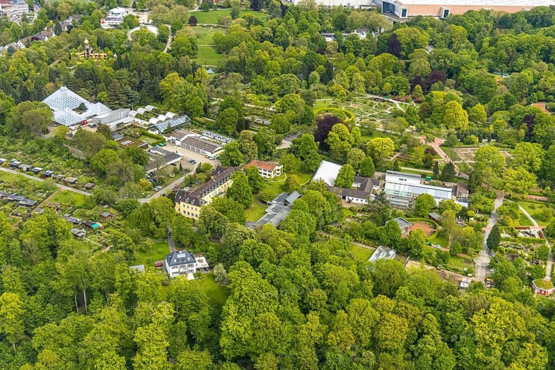 Aerial view, Grugapark, Botanical Garden of the University of Duisburg / Essen, Horticultural Centre in Grugapark of the Chamber of Agriculture of North Rhine-Westphalia, Rose Garden, Essen-Rüttenscheid, Essen, Ruhr area, North Rhine-Westphalia, Germany, Botanical Garden, DE, Europe, garden, aerial view, aerial photography, aerial photography, overview, bird's-eye view, overview, Horticultural Training Centre Essen of the Chamber of Agriculture of North Rhine-Westphalia