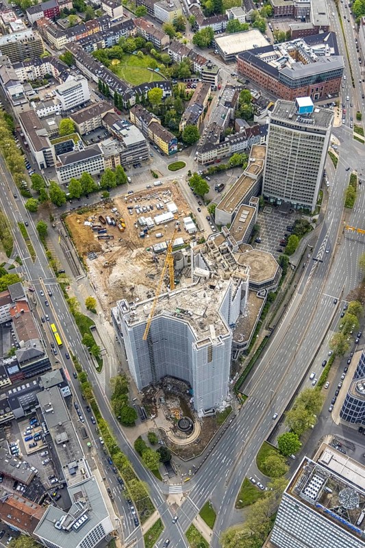 Aerial view, demolition of the Ypsilon-Haus of the RWE headquarters Essen in Huyssenallee, planned new building for office campus, Südviertel, Essen, Ruhr area, North Rhine-Westphalia, Germany, demolition work, construction work, construction area, construction site, construction project, construction site, office complex, DE, energy company, Europe, aerial view, aerial photography, aerial photography, overview, bird's-eye view, birds-eyes view, overview