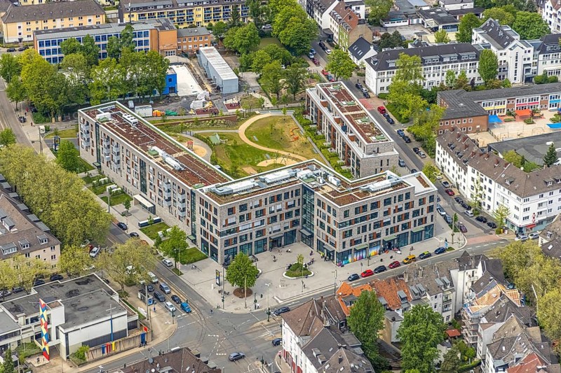 Aerial view, Holsterhauser Platz residential and commercial buildings, Essen-Holsterhausen, Essen, Ruhr area, North Rhine-Westphalia, Germany, DE, Europe, commercial buildings, property tax, real estate, aerial photography, aerial photography, aerial view, overview, bird's eye view, residential buildings, birds-eyes view, overview