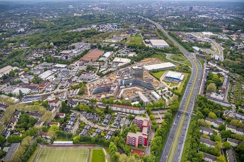 Aerial view, new construction and construction site ALDI-Nord Campus, Eckenbergstraße, Hängebank, Essen-Kray, Essen, Ruhr area, North Rhine-Westphalia, Germany, construction work, construction area, building site, building plots, construction crane, construction project, construction site, DE, development, Europe, commercial enterprises, commercial area, commercial park, commercial site, commercial use, industrial site, aerial photograph, aerial photography, aerial photography, new construction, overview, bird's eye view, bird's eye view, overview