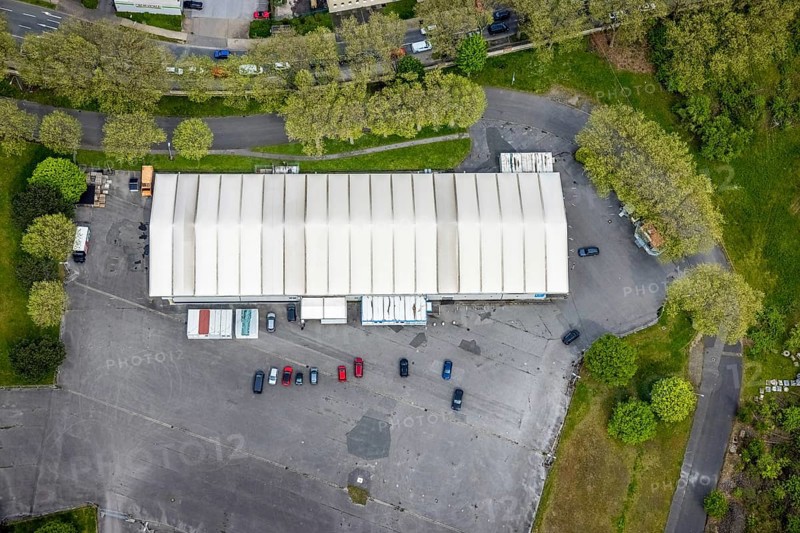 Aerial view, MEDION factory outlet, Schönscheidtstraße, Essen-Kray, Essen, Ruhr area, North Rhine-Westphalia, Germany, DE, shopping markets, shopping centre, Europe, aerial view, aerial photography, aerial photography, Medion factory outlet, shopping, overview, bird's-eye view, overview