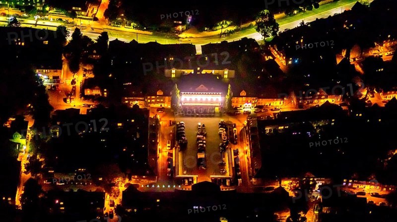 Aerial view, Kleiner Markt with Schatzgräberbrunnen, Mintrops Stadt Hotel Margarethenhöhe, Margarethenhöhe, Essen, Ruhr area, North Rhine-Westphalia, Germany, outdoor lighting, fountain, DE, twilight, Europe, gastronomy, hotel, hotel facilities, hotel industry, light pollution, aerial view, aerial photography, aerial photography, market, night aerial view, streetlights, street lamps, overview, bird's eye view, illuminated, illuminated houses, illuminated house, birds-eyes view, artificial light, night, nightflight, overview