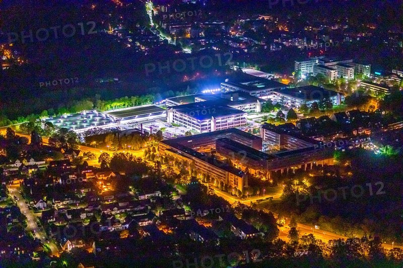Aerial photograph, Bredeney office park, Karstadt headquarters, Essen police, Essen-Bredeney, Essen, Ruhr area, North Rhine-Westphalia, Germany, surveillance, eye of the law, outdoor lighting, DE, twilight, Europe, commercial buildings, light pollution, aerial photograph, aerial photography, aerial photography, night aerial photography, law enforcement officer, police, police station, police station, state authority, state power, streetlights, street lamps, overview, bird's eye view, illuminated, illuminated houses, illuminated house, birds-eyes view, artificial light, night, nightflight, overview